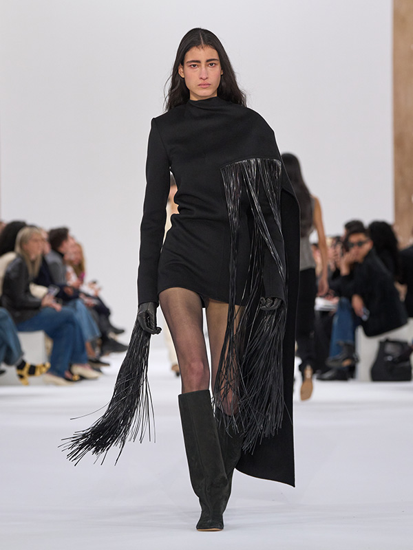 Sportmax Fall/Winter 2025 Show: FW25 Reinvention and Evolution